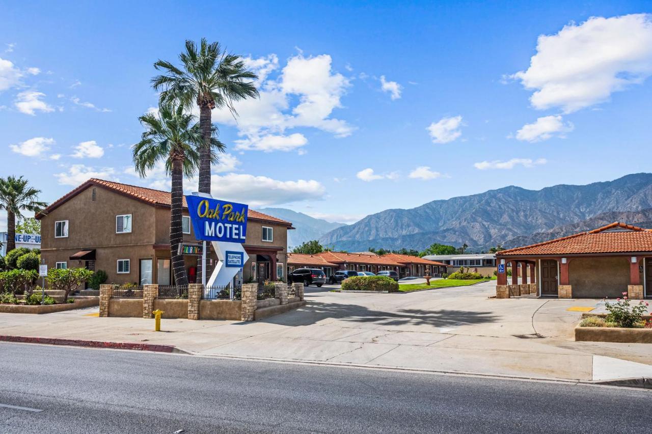 Oak Park Motel Monrovia Exterior photo